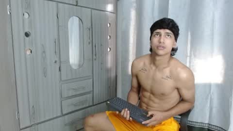 Snapshot of alex_martin47 chatting on 07-12-26, 09:17 alex online show from 07-12-26, 09:17