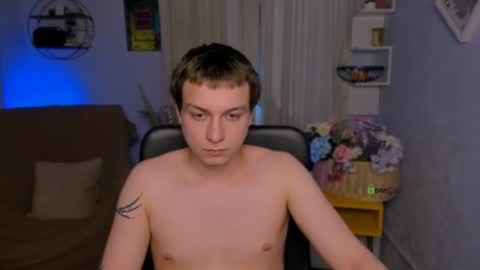 Snapshot of alex_mid1 chatting on 07-31-26, 03:55 Alex online show from 07-31-26, 03:55