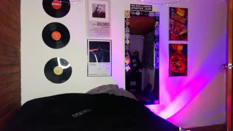 Alex online show from 02-04-25, 02:07