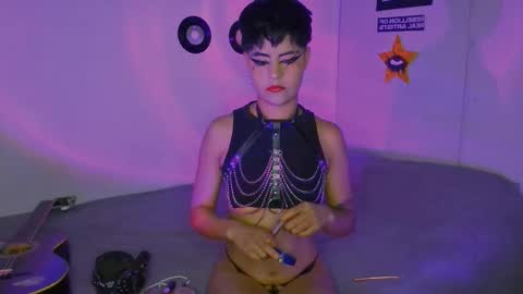 Alex online show from 09-11-25, 01:06