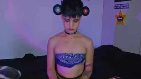 Alex online show from 09-19-25, 10:21