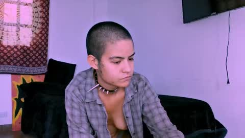 Snapshot of alex_one888 chatting on 05-18-26, 09:20 Alex online show from 05-18-26, 09:20