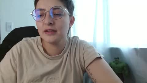 Snapshot of alex_parker07 chatting on 02-14-26, 09:00 Alex Parker online show from 02-14-26, 09:00