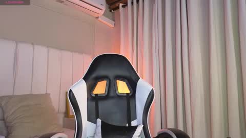 Alex  online show from 02-12-26, 07:53