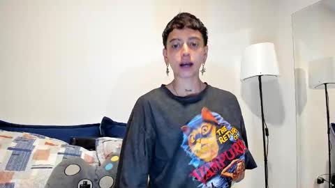 Snapshot of alex_poett chatting on 02-19-25, 11:36 Residente0xxx online show from 02-19-25, 11:36