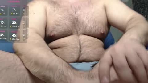 Snapshot of alex_pumping chatting on 12-02-24, 05:48 Daddy Alex online show from 12-02-24, 05:48