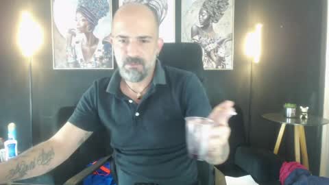 Alex Saints online show from 04-08-26, 01:00