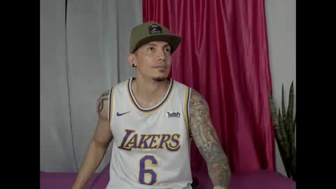 alex_sthorm online show from 12-31-24, 12:00