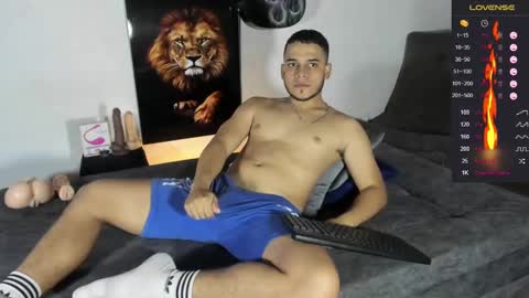 Snapshot of alex_woll11 chatting on 02-02-25, 05:26 Alex Woll online show from 02-02-25, 05:26