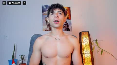 Snapshot of alex_zt7 chatting on 07-13-26, 04:54 x online show from 07-13-26, 04:54