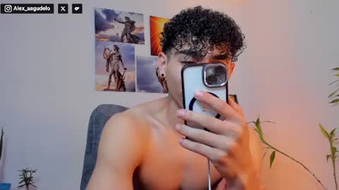 Snapshot of alex_zt7 chatting on 07-15-26, 05:07 x online show from 07-15-26, 05:07