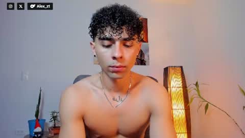 Snapshot of alex_zt7 chatting on 07-18-26, 03:27 x online show from 07-18-26, 03:27