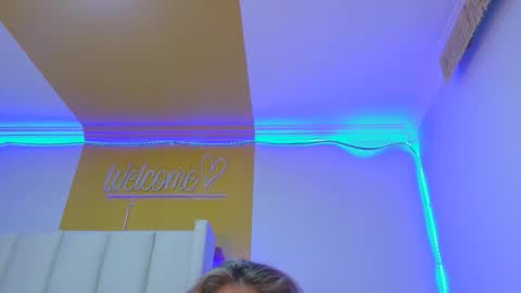 Snapshot of alexa472 chatting on 11-23-25, 05:51 Alexa online show from 11-23-25, 05:51