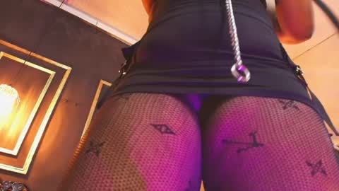 Snapshot of alexa_cruz__ chatting on 04-01-26, 01:41 Alexa online show from 04-01-26, 01:41