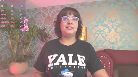 Snapshot of alexa_cruz__ chatting on 04-26-26, 11:41 Alexa online show from 04-26-26, 11:41