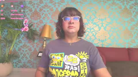 Snapshot of alexa_cruz__ chatting on 05-05-26, 11:40 Alexa online show from 05-05-26, 11:40