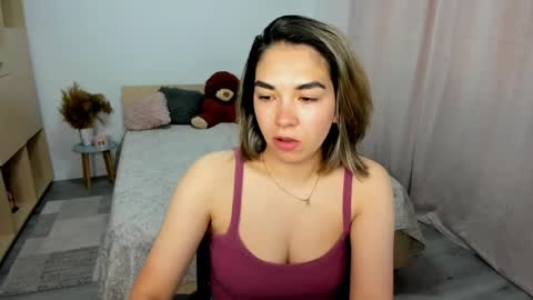 Snapshot of alexa_dolly chatting on 05-15-26, 09:05 Alexa online show from 05-15-26, 09:05