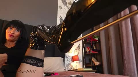 Snapshot of alexa_duque34 chatting on 01-09-26, 03:37 Alexa online show from 01-09-26, 03:37