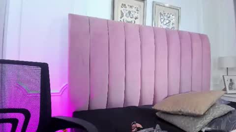 Alexa  online show from 06-19-26, 02:32