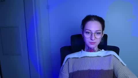 Snapshot of alexa_kittie chatting on 01-06-26, 08:18 Alexa online show from 01-06-26, 08:18