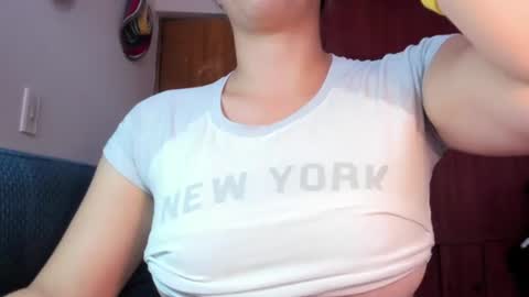 Snapshot of alexa_latina chatting on 07-07-26, 04:11 alexa latina online show from 07-07-26, 04:11