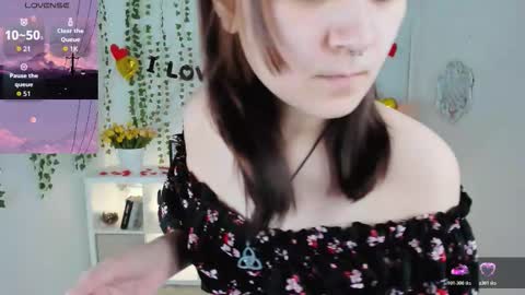 Snapshot of alexa_lexi chatting on 02-11-26, 10:53 alexa_lexi online show from 02-11-26, 10:53