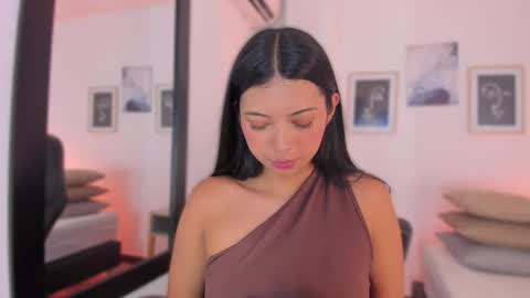 Snapshot of alexa_millers_ chatting on 10-28-25, 04:27 Alexa Millers online show from 10-28-25, 04:27