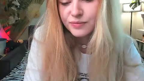 Snapshot of alexa_pirs chatting on 06-12-26, 07:07 alexa_pirs online show from 06-12-26, 07:07
