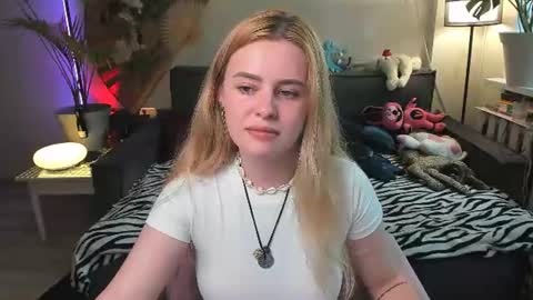 Snapshot of alexa_pirs chatting on 06-13-26, 03:21 alexa_pirs online show from 06-13-26, 03:21