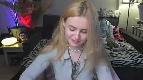 Snapshot of alexa_pirs chatting on 07-25-26, 04:48 alexa_pirs online show from 07-25-26, 04:48