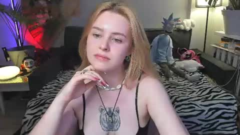 Snapshot of alexa_pirs chatting on 07-27-26, 08:27 alexa_pirs online show from 07-27-26, 08:27