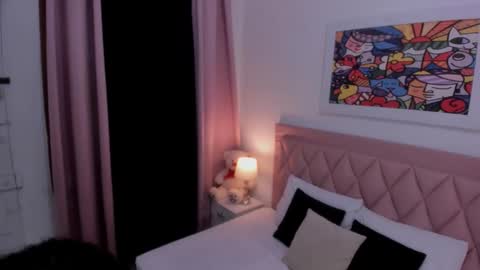 Alexa  online show from 12-19-24, 04:02