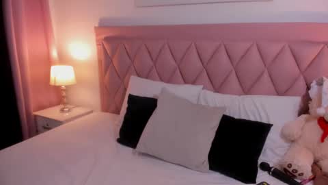 Alexa  online show from 12-20-24, 10:22