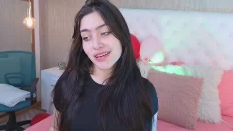 Alexa Thaylor online show from 02-20-26, 02:39