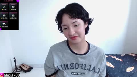 Snapshot of alexaa08 chatting on 12-23-24, 05:32 Alexandra 3 online show from 12-23-24, 05:32