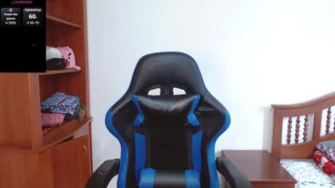 Snapshot of alexaa08 chatting on 09-10-25, 01:11 Alexandra 3 online show from 09-10-25, 01:11