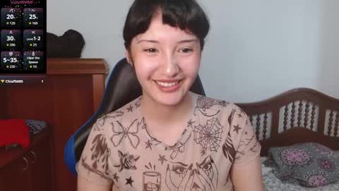 Snapshot of alexaa08 chatting on 12-04-25, 12:58 Alexandra 3 online show from 12-04-25, 12:58