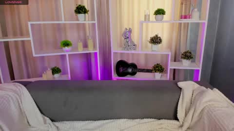 alexaabee online show from 05-19-26, 08:09