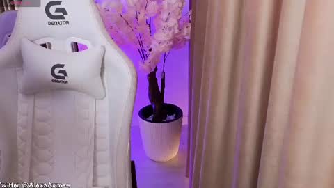 Snapshot of alexaaimee chatting on 07-02-26, 05:02 Alexa online show from 07-02-26, 05:02