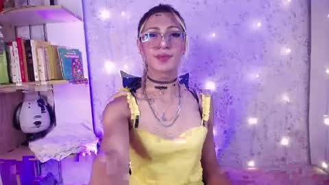 alexaavandercloude online show from 04-18-26, 01:26