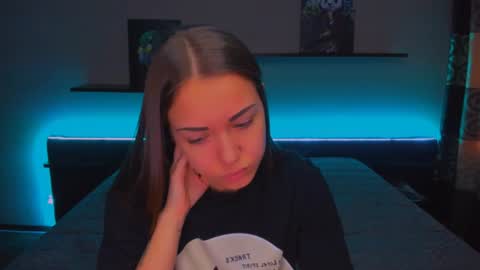 angel online show from 12-27-24, 03:20