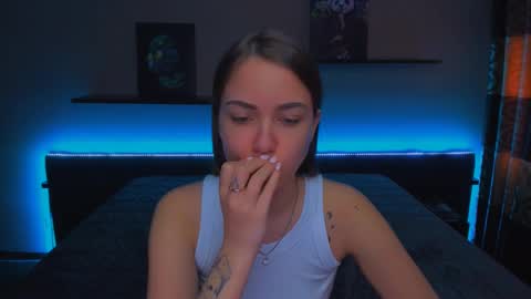 angel online show from 02-18-25, 06:37