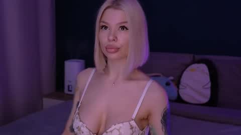 Snapshot of alexamason chatting on 03-02-25, 01:36 Alexa Mason online show from 03-02-25, 01:36