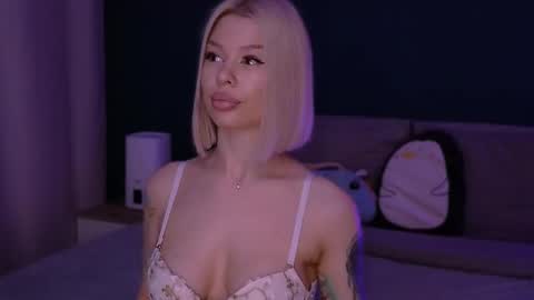 Snapshot of alexamason chatting on 03-02-25, 04:39 Alexa Mason online show from 03-02-25, 04:39