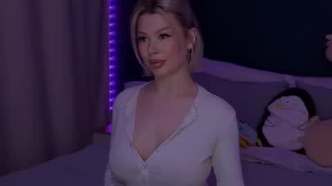 Snapshot of alexamason chatting on 03-11-26, 01:44 Alexa Mason online show from 03-11-26, 01:44