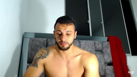 alexander_2015 online show from 10-19-25, 04:24