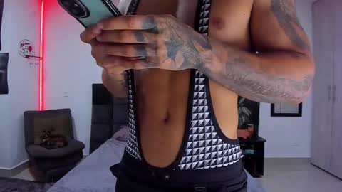 Onlyfansalexmartinezwb  Instagram alexwbmartinez  Twitter martinezcb937 online show from 12-20-24, 11:58