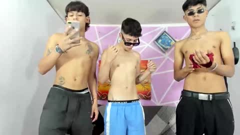 chicos hot online show from 01-29-25, 10:01