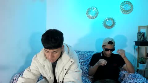 chicos hot online show from 10-03-25, 01:30