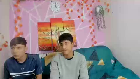 chicos hot online show from 10-16-25, 02:18